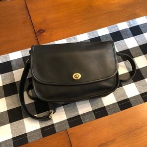 Vintage Coach 9790 Black City Crossbody Purse